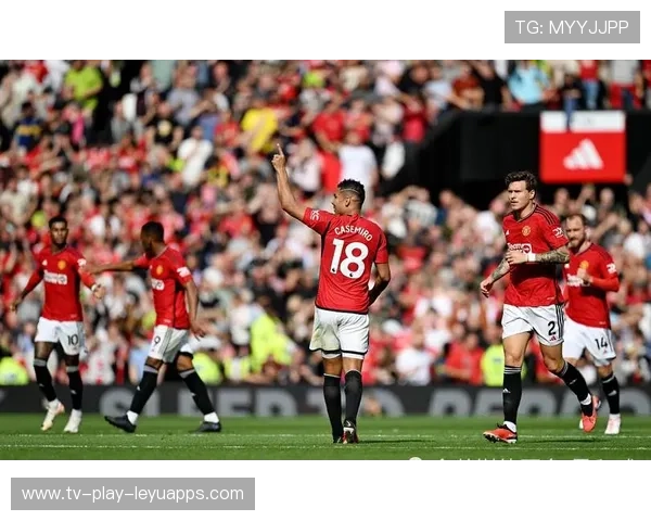 曼联锋线多点开花，球队进攻焕然一新，曼联巅峰有多强